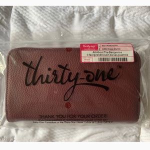 thirty-one Bags - Thirty-One Gifts Merlot Wristlet thirty-one Bags - Thirty-One Gifts Merlot Wristlet